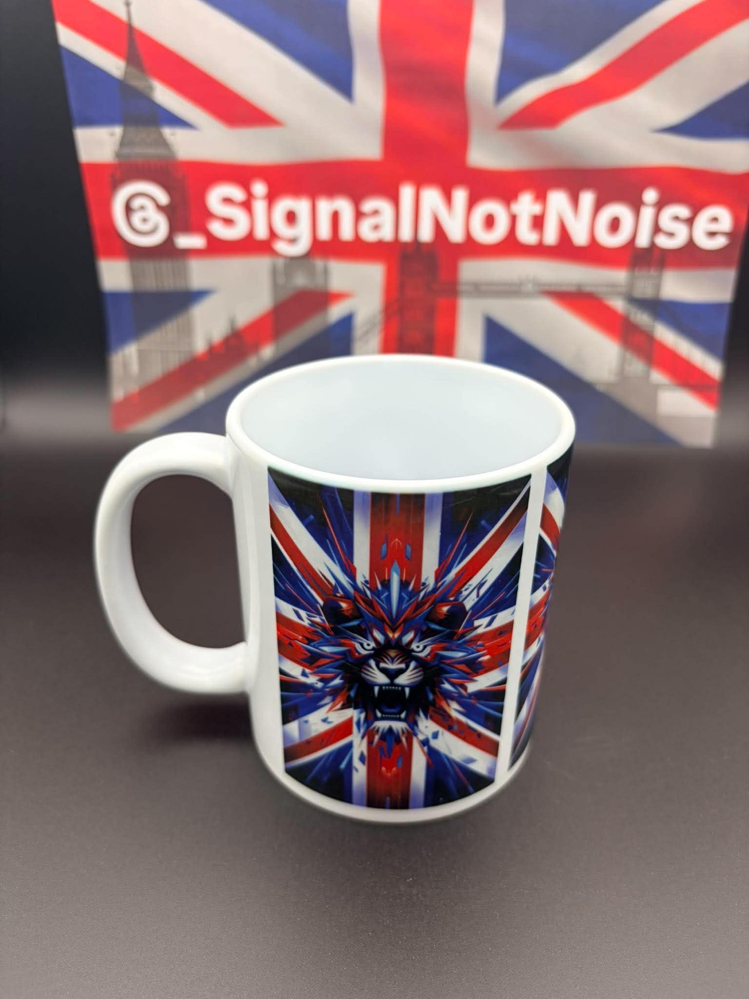 Union Jack Lion mug - 11oz