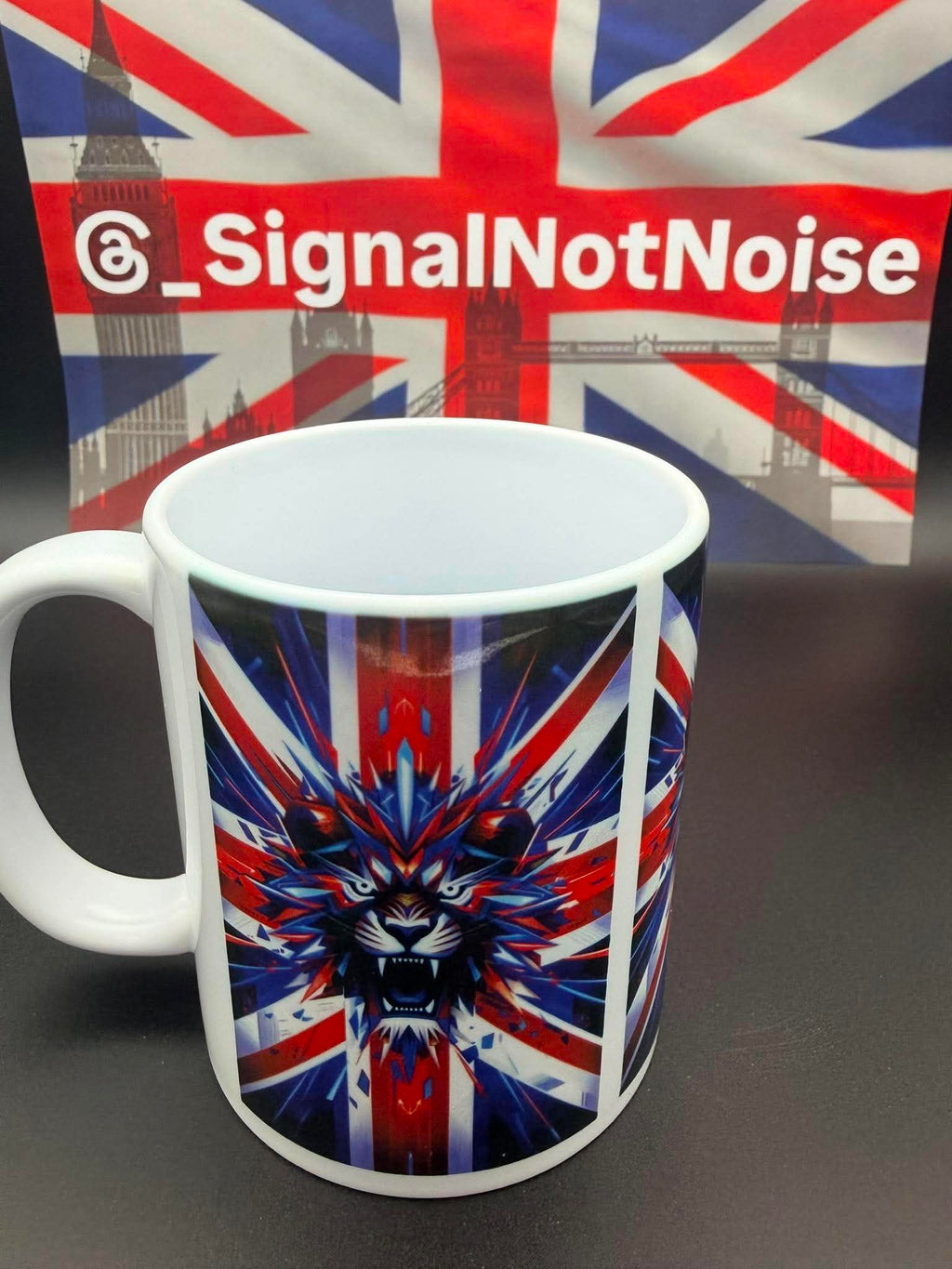 Union Jack Lion mug - 11oz